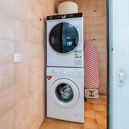 Front Puerto Playa Ii فوينخيرولا